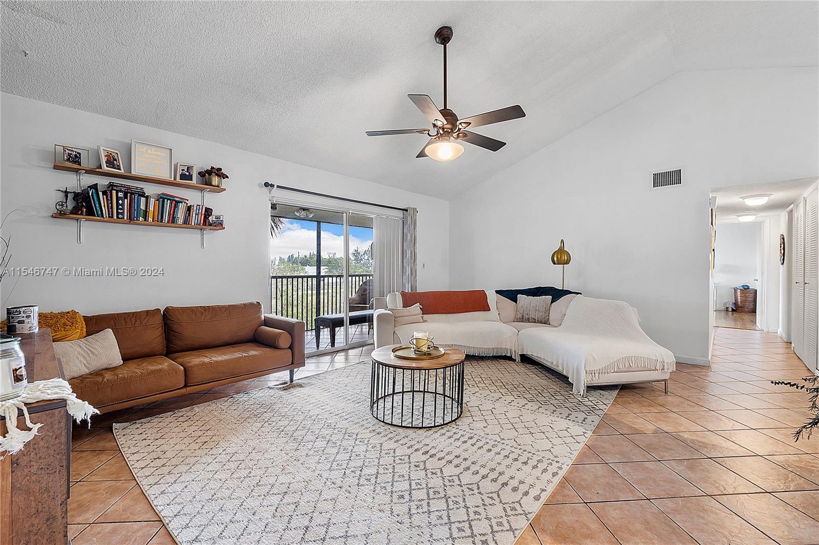 OAKLAND FOREST CLUB CONDO - Residential