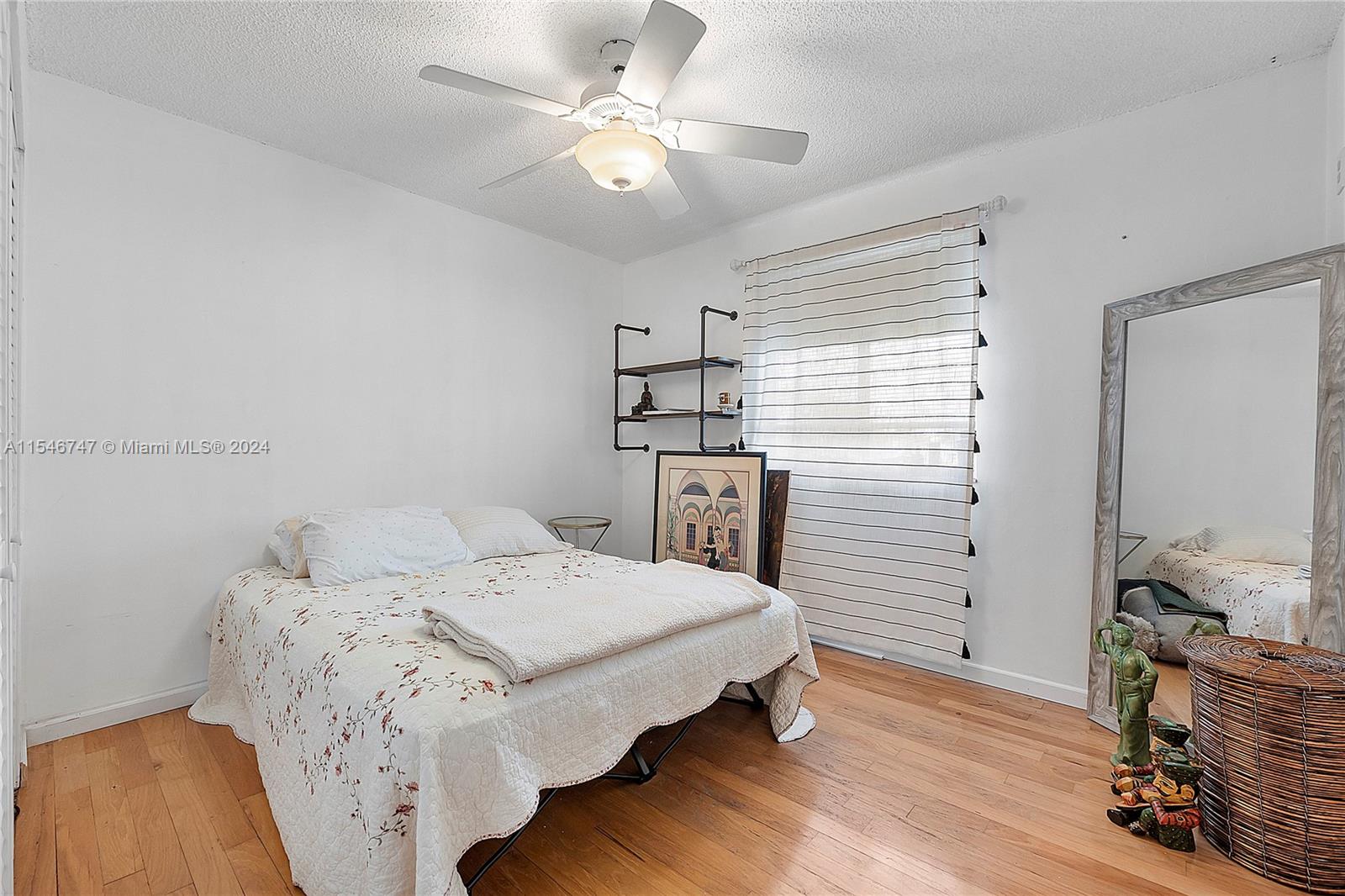 OAKLAND FOREST CLUB CONDO - Residential