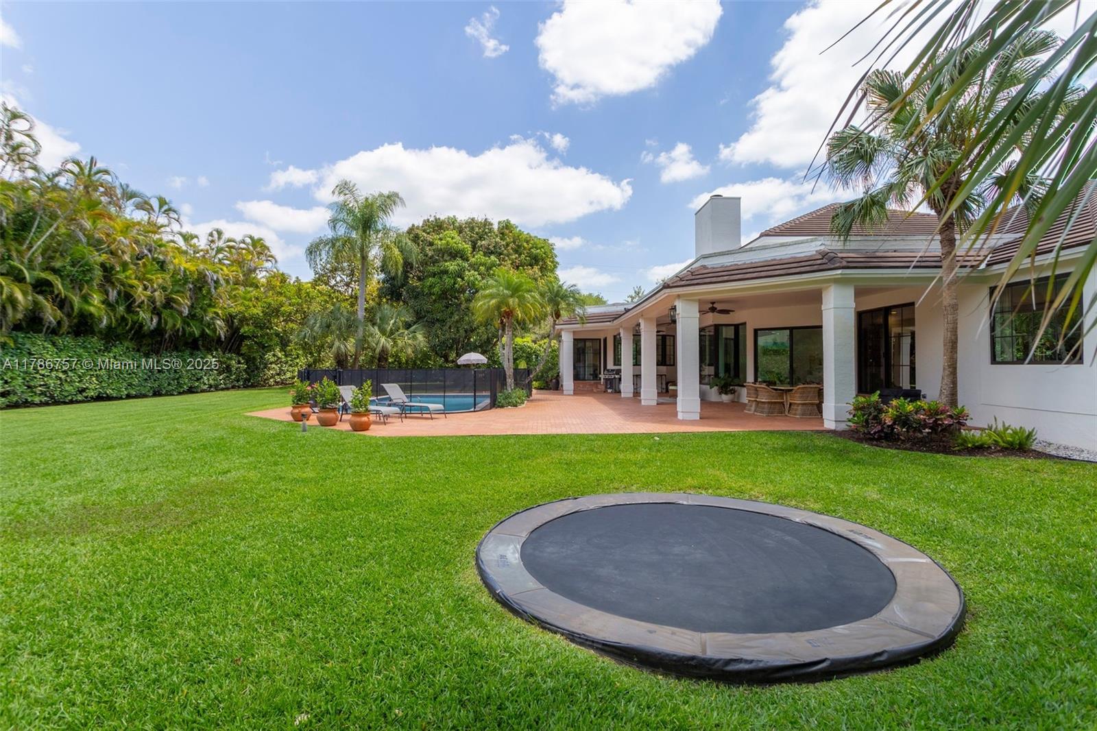 VAN HAVEN ESTATES - Residential