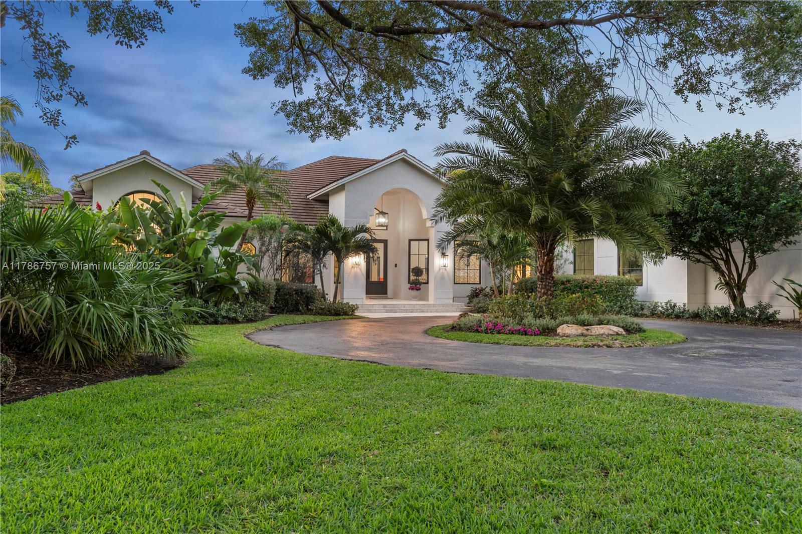 VAN HAVEN ESTATES - Residential