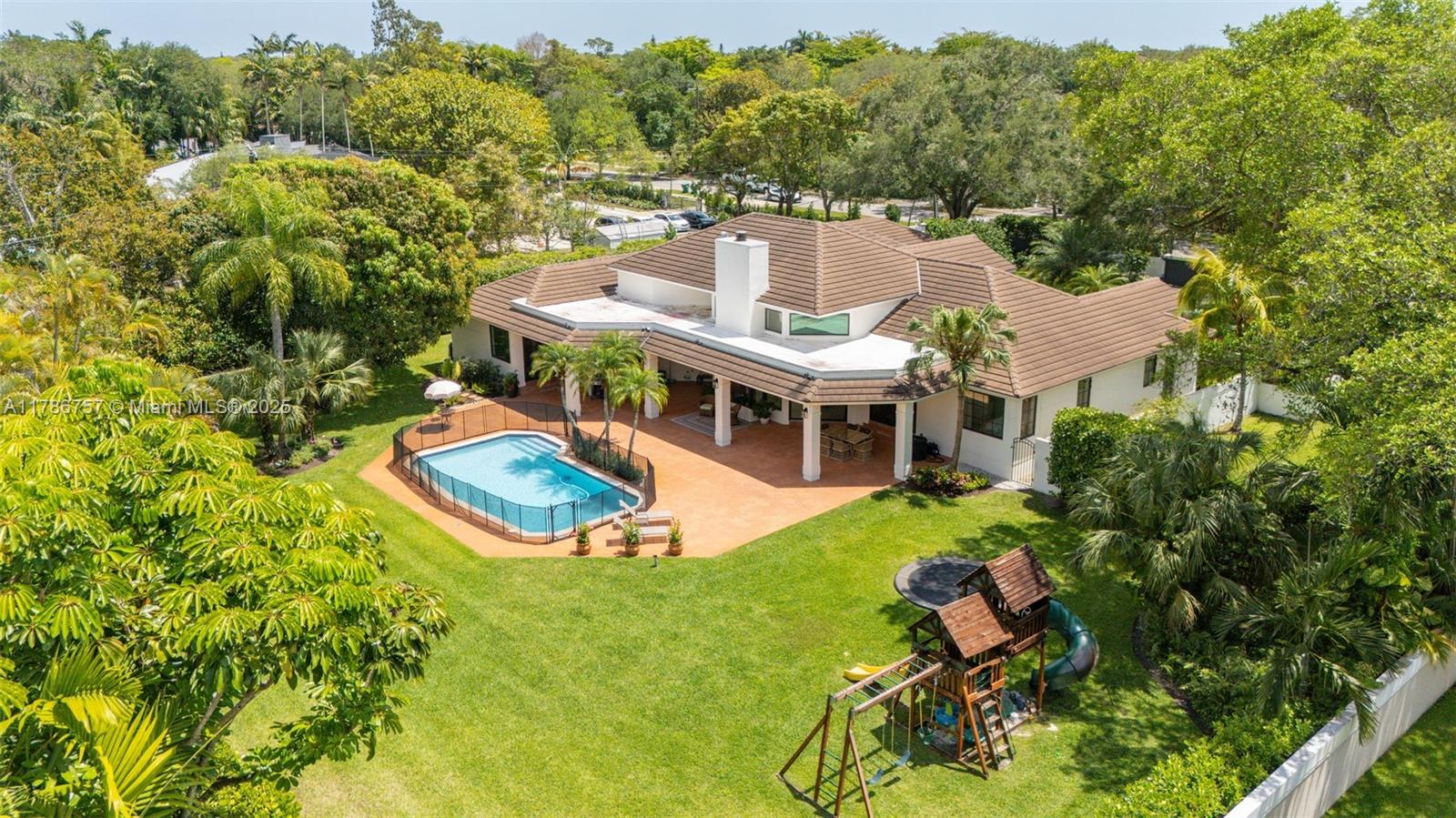 VAN HAVEN ESTATES - Residential