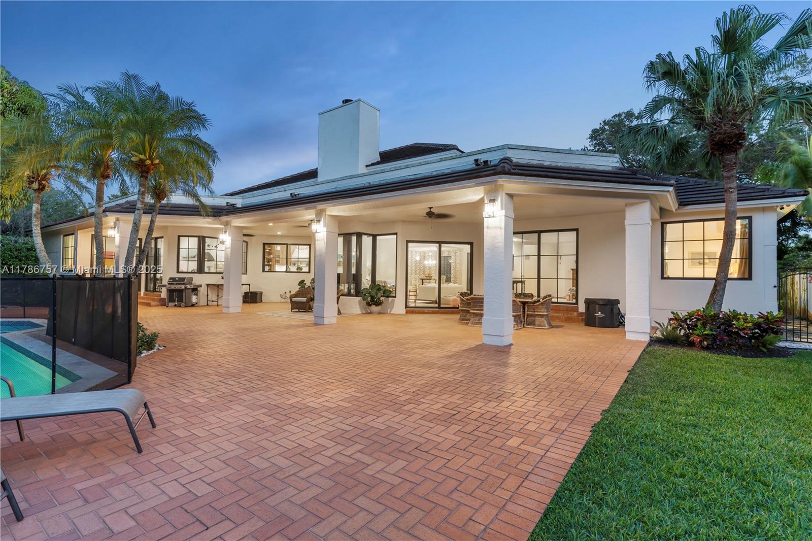 VAN HAVEN ESTATES - Residential
