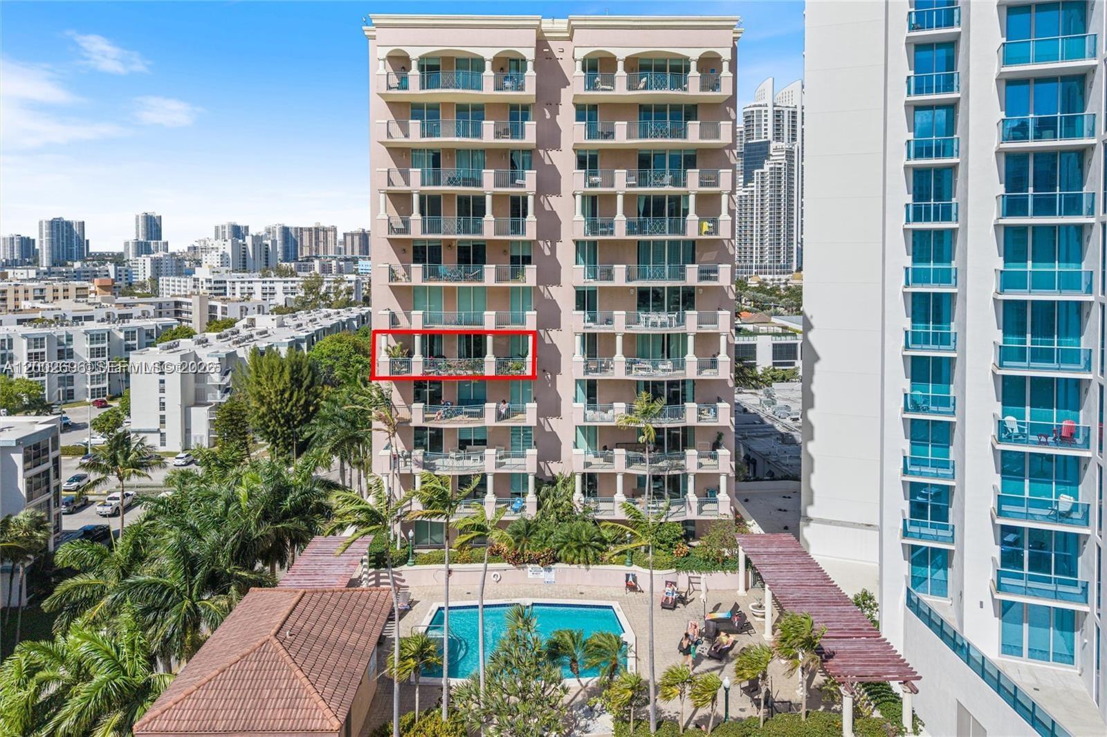 KING DAVID OF SUNNY ISLES - Residential
