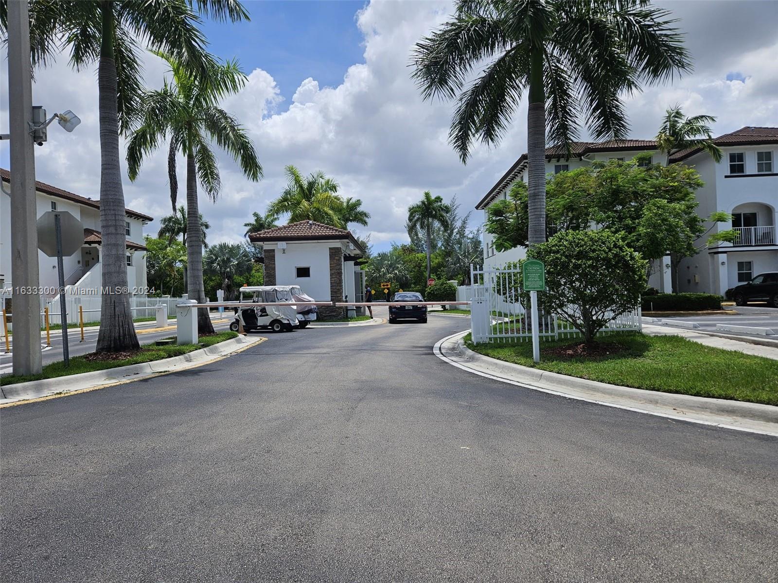 ST MAARTEN AT GRAND BAY C - Residential Lease