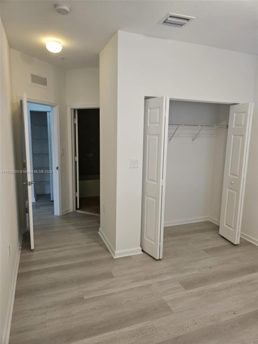 ST MAARTEN AT GRAND BAY C - Residential Lease