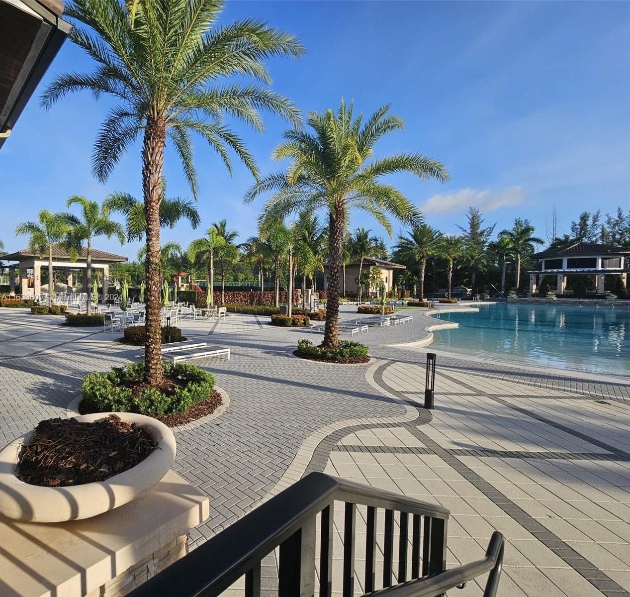 ST MAARTEN AT GRAND BAY C - Residential Lease