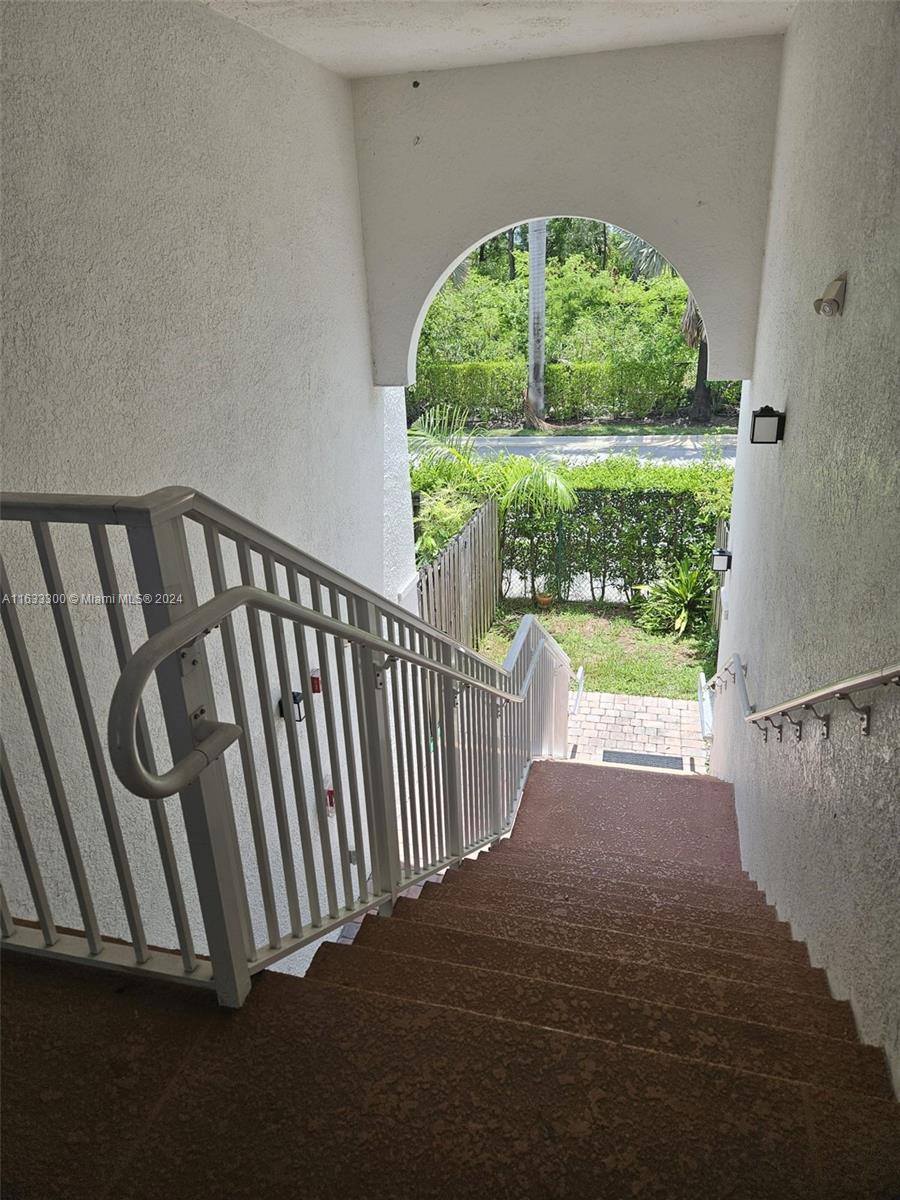 ST MAARTEN AT GRAND BAY C - Residential Lease