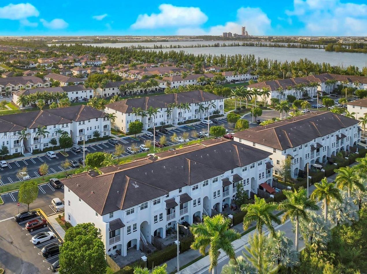 ST MAARTEN AT GRAND BAY C - Residential Lease