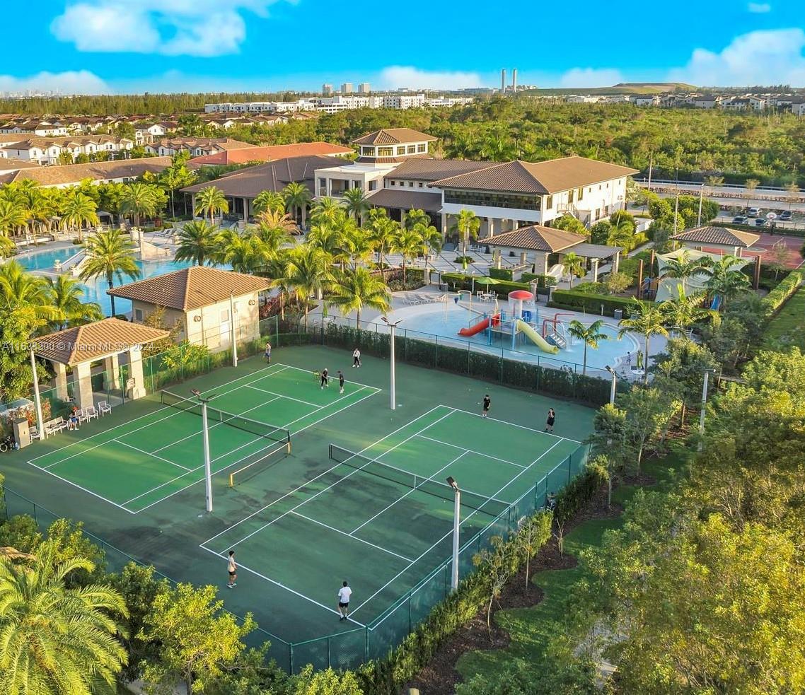 ST MAARTEN AT GRAND BAY C - Residential Lease
