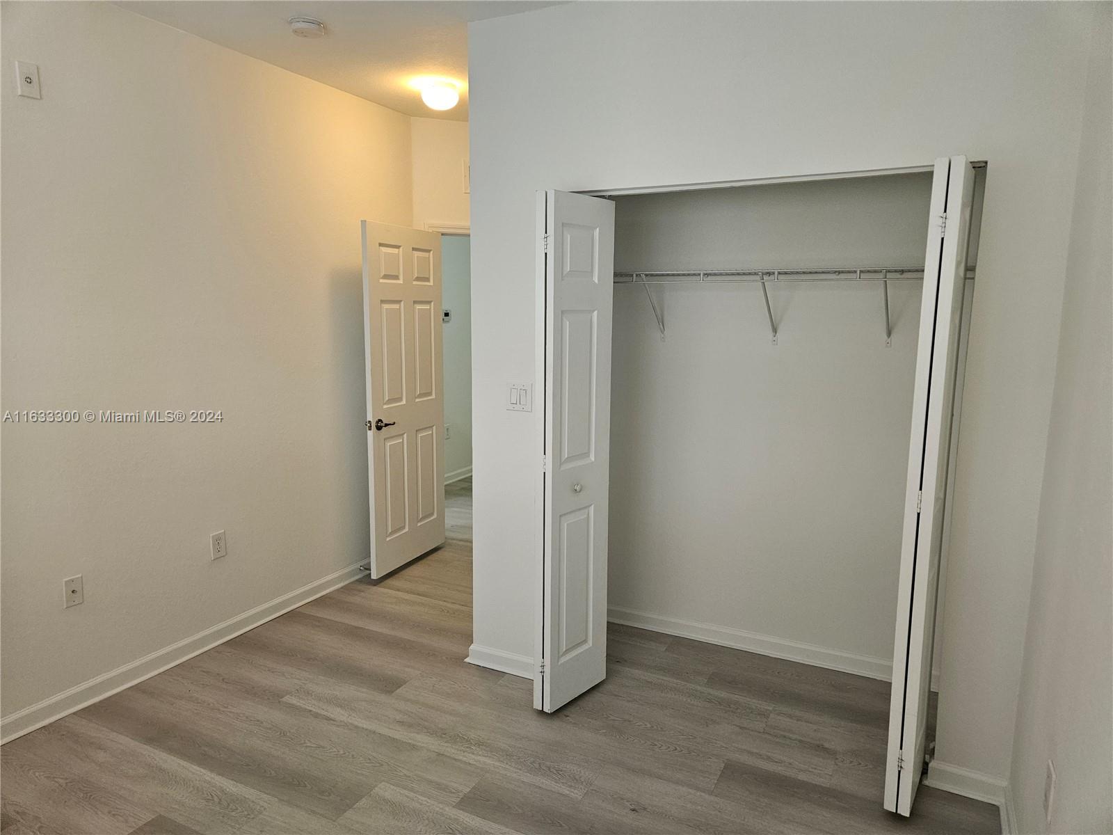 ST MAARTEN AT GRAND BAY C - Residential Lease