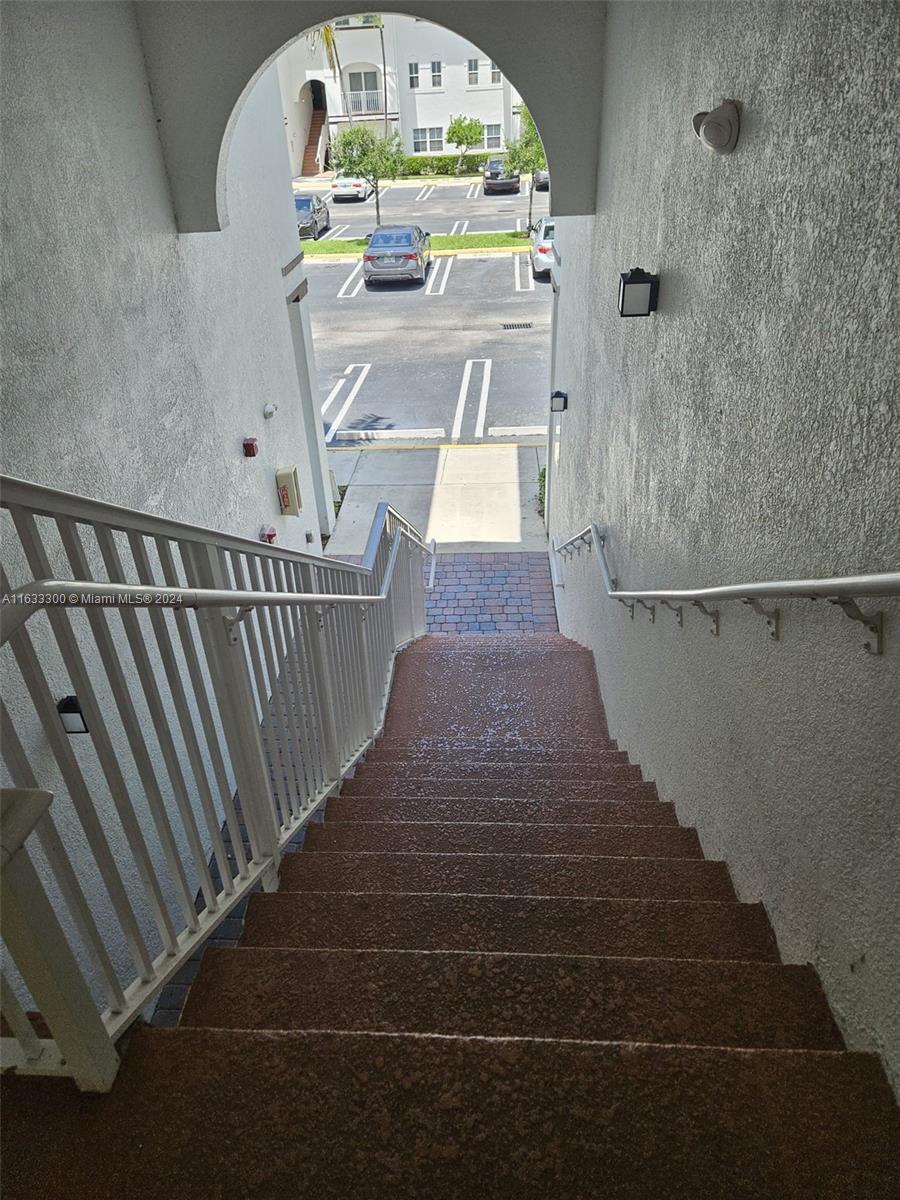 ST MAARTEN AT GRAND BAY C - Residential Lease