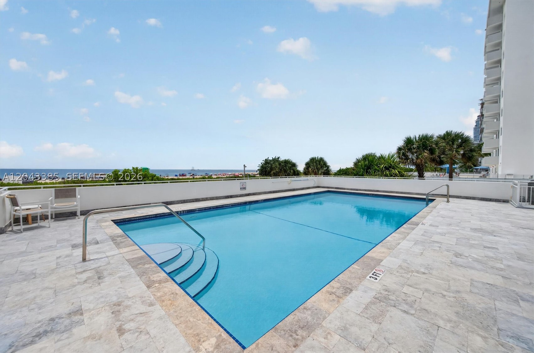 THE PRESIDENTIAL CONDO - Residential