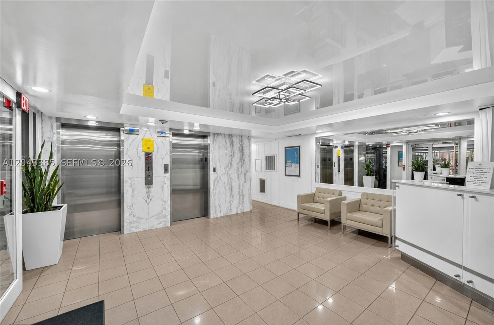 THE PRESIDENTIAL CONDO - Residential