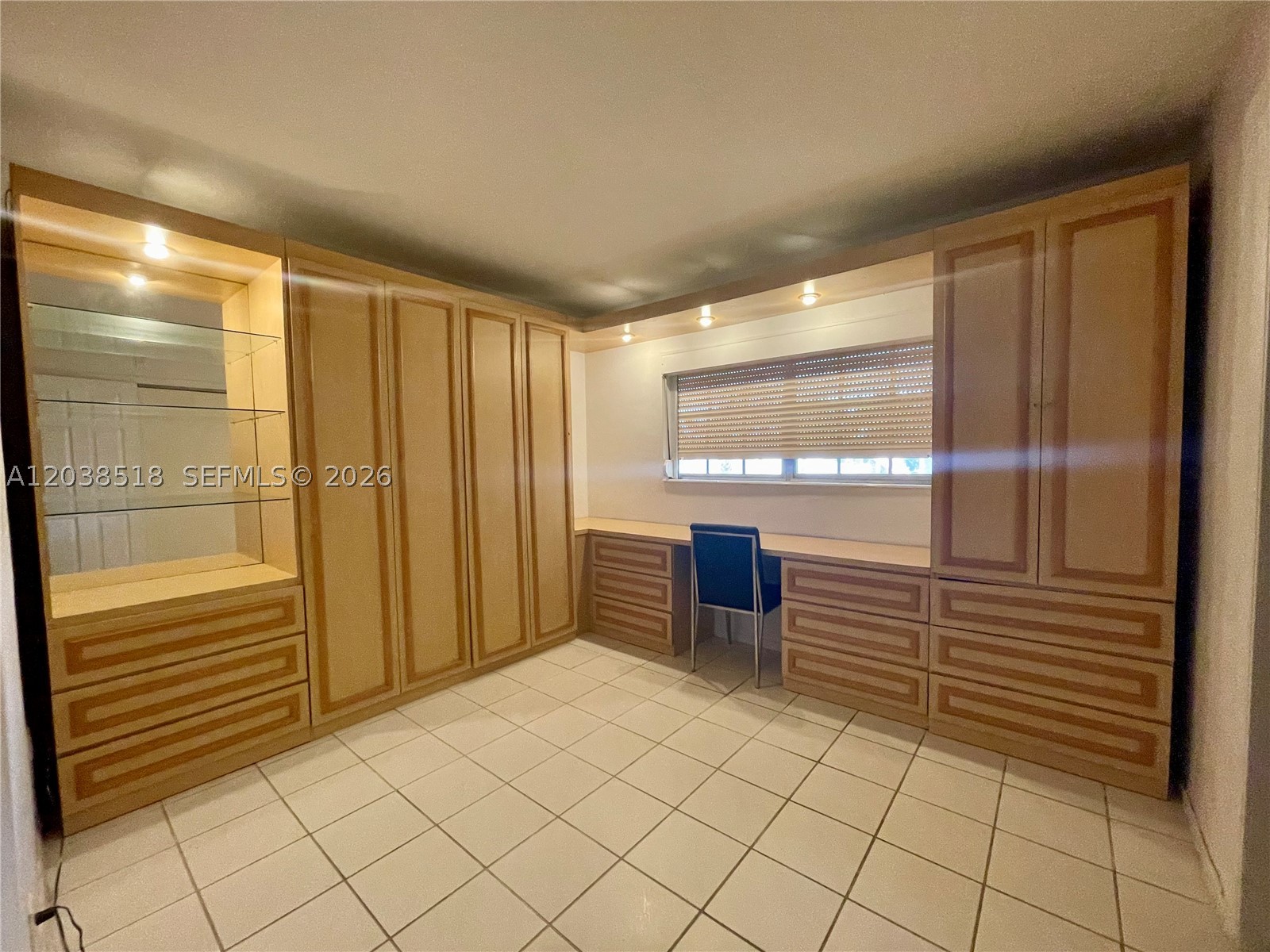 ISLE OF PARADISE CO-OP - Residential Lease