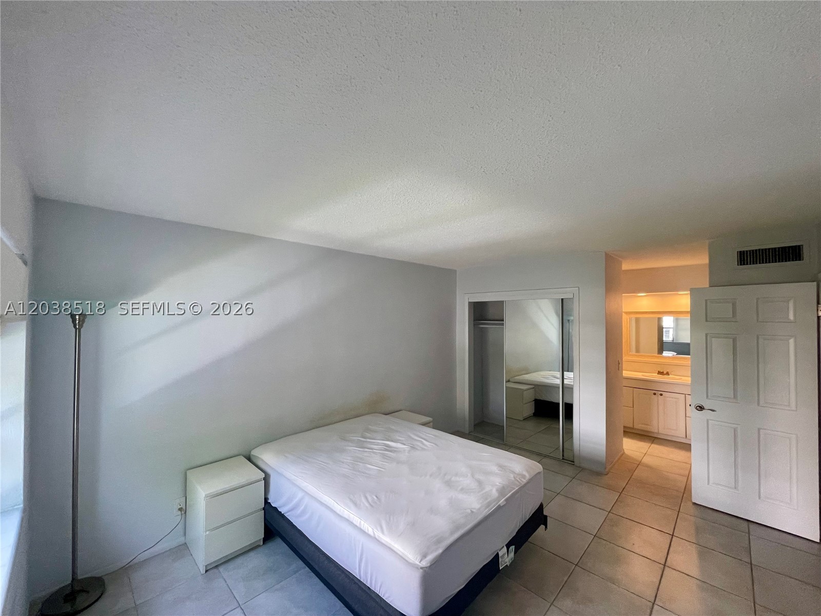 ISLE OF PARADISE CO-OP - Residential Lease