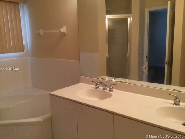 DORAL NORTHEAST TOWNHOMES - Residential Lease