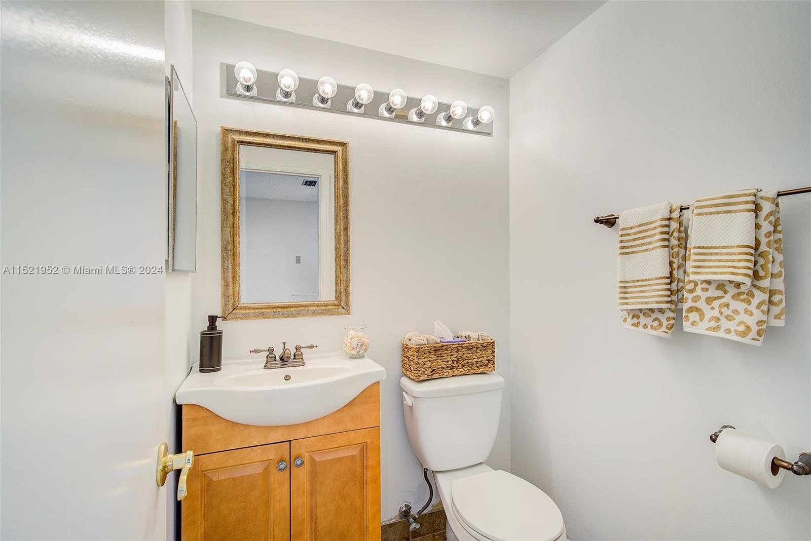 PLUM AT BOCA POINTE CONDO - Residential Lease