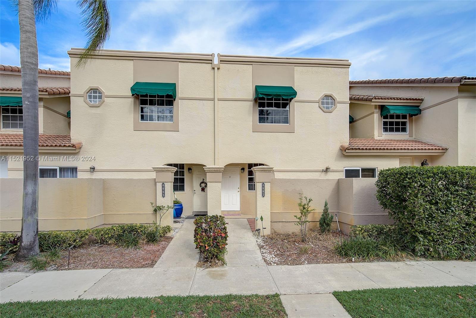 PLUM AT BOCA POINTE CONDO - Residential Lease