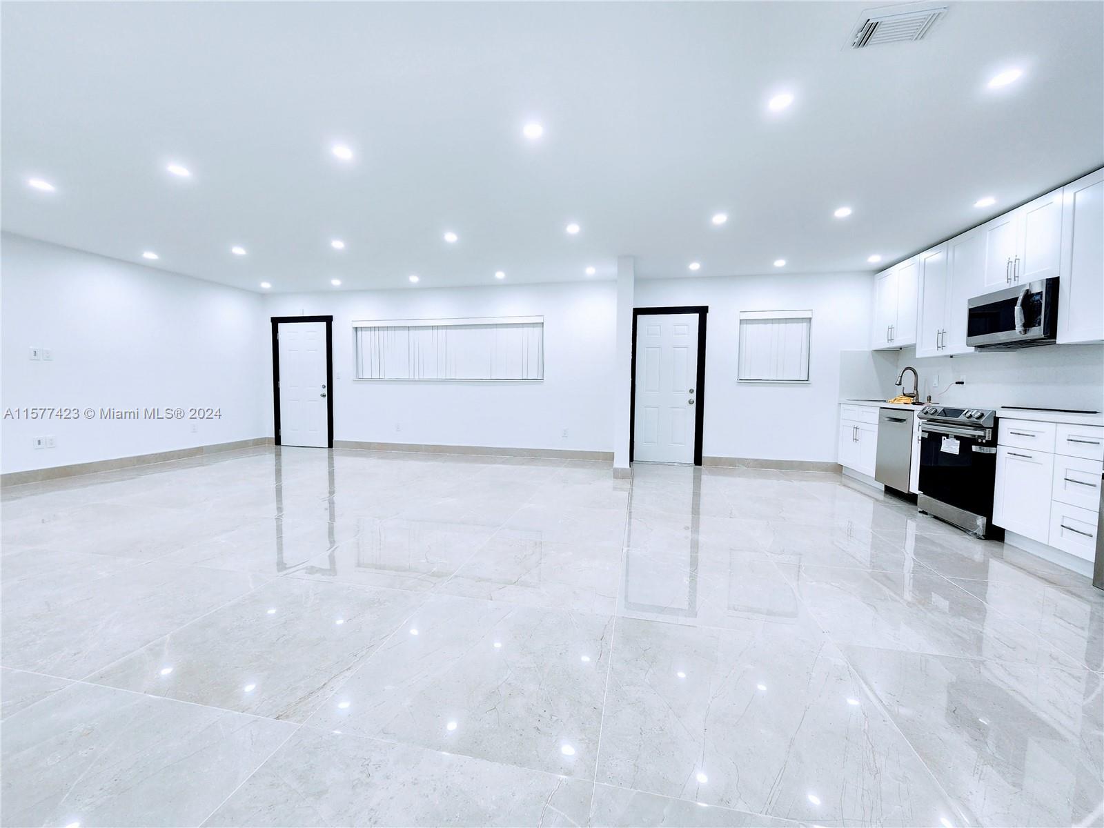 SANS SOUCI CONDO - Residential