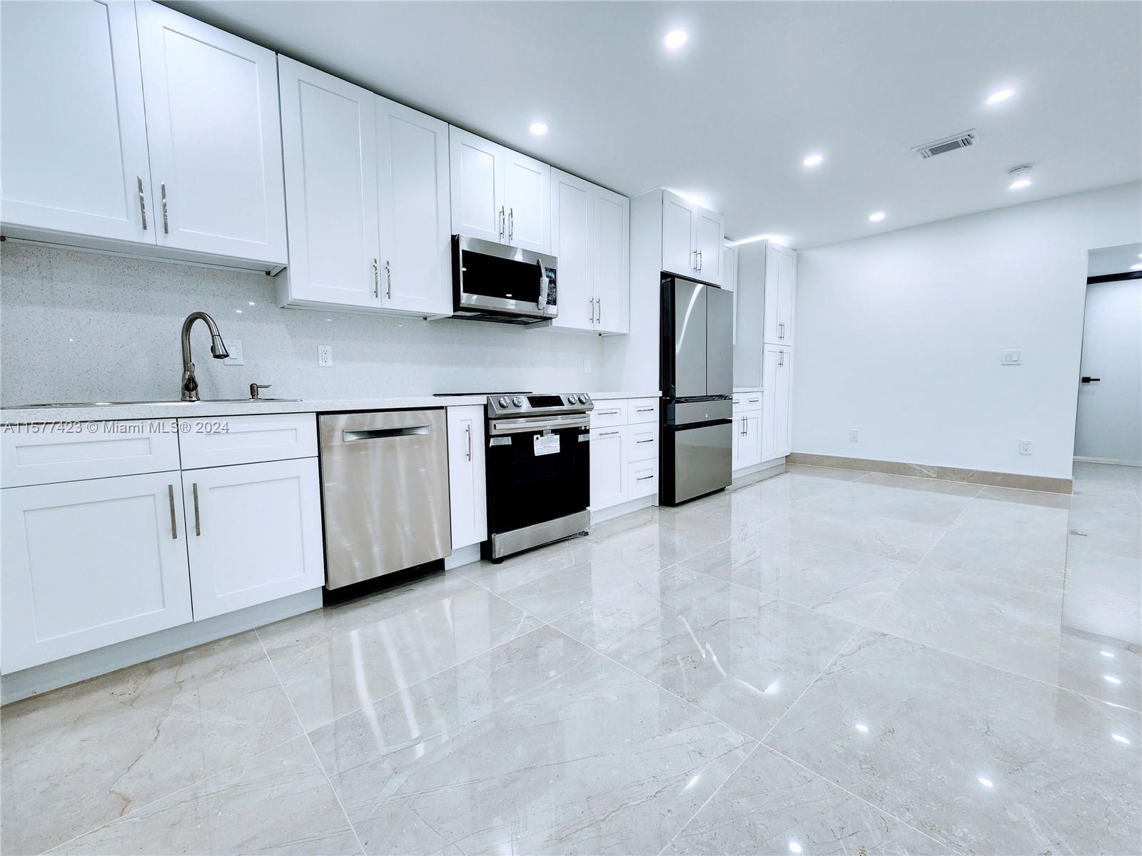 SANS SOUCI CONDO - Residential