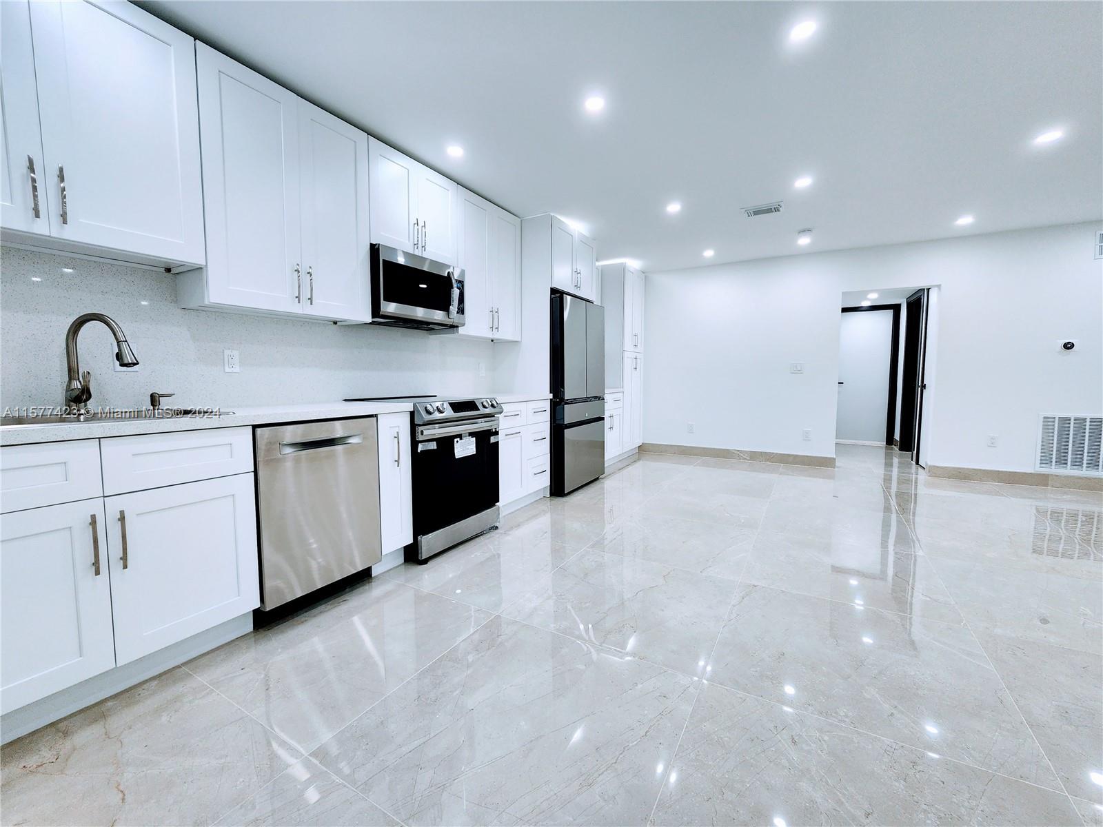 SANS SOUCI CONDO - Residential