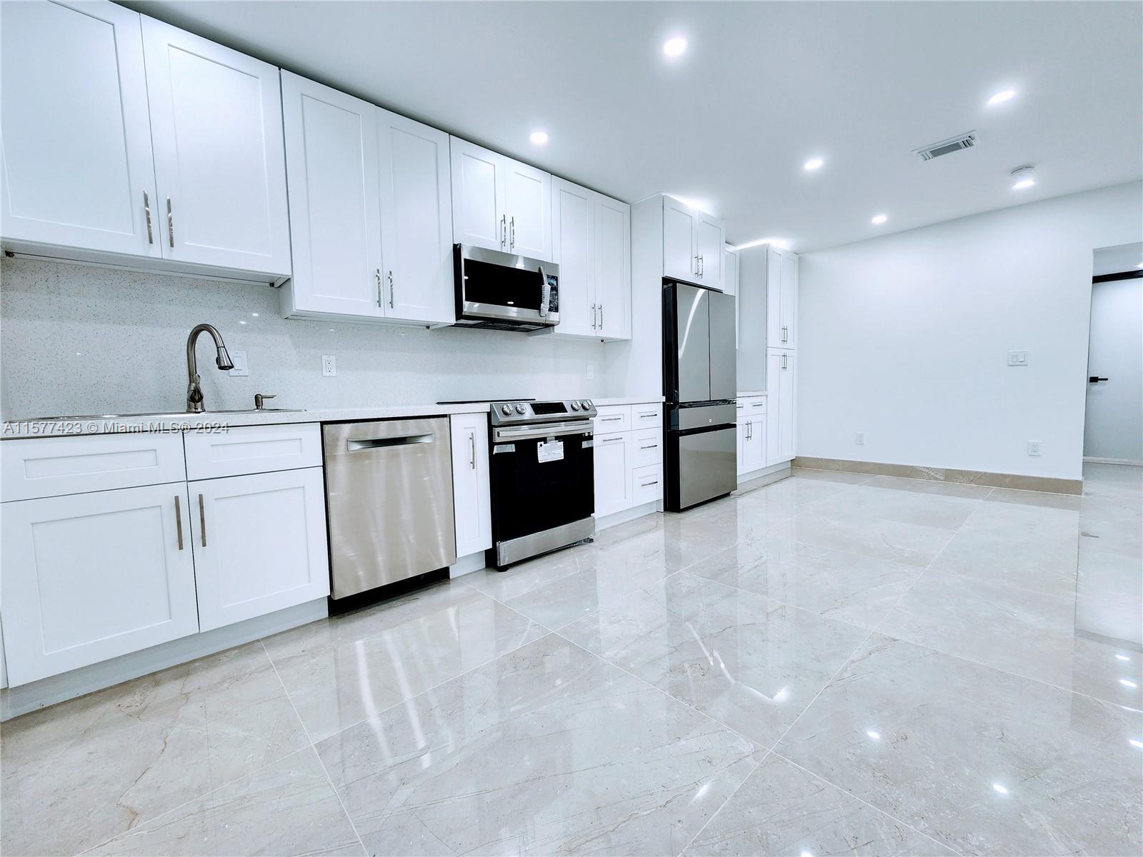 SANS SOUCI CONDO - Residential