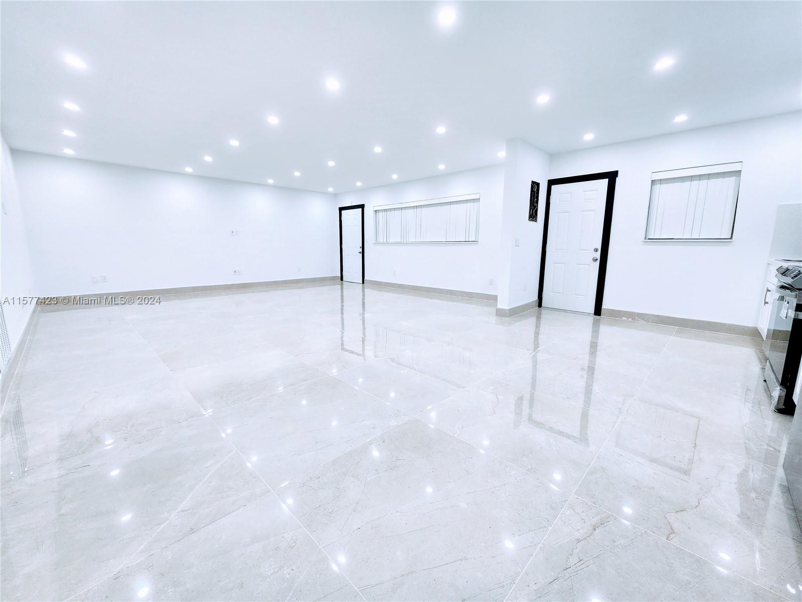 SANS SOUCI CONDO - Residential