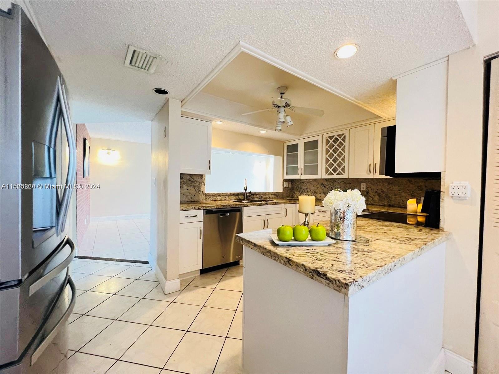 CONDO 11 OF SABAL PALM CO - Residential Lease