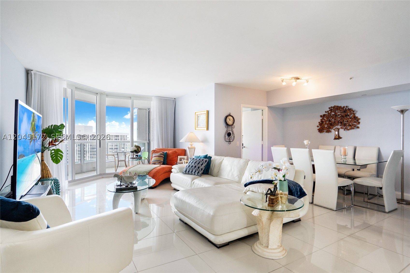 THE POINT - Residential