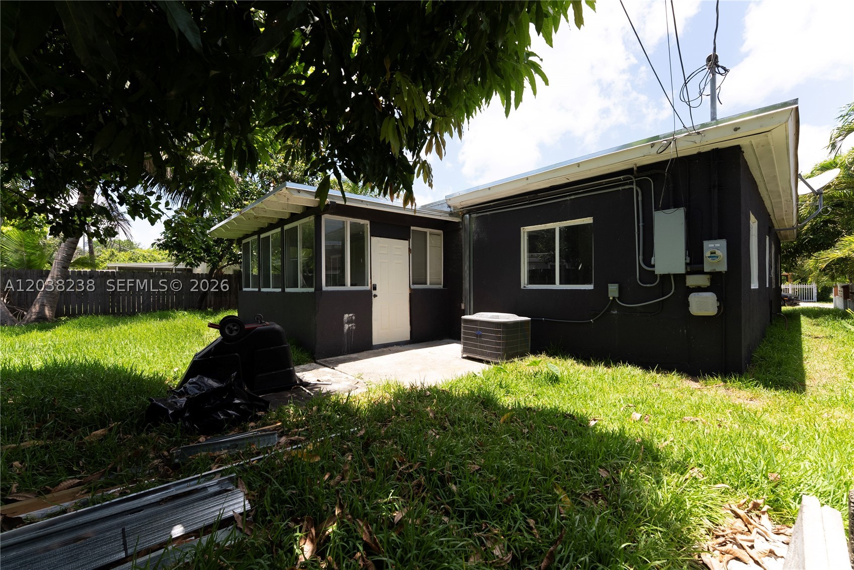 WEST MIAMI SHORES SEC D - Residential