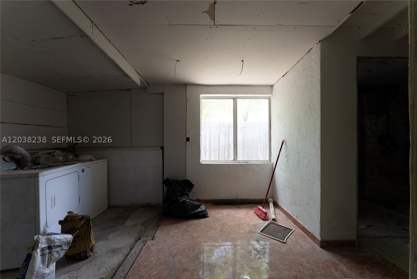 WEST MIAMI SHORES SEC D - Residential