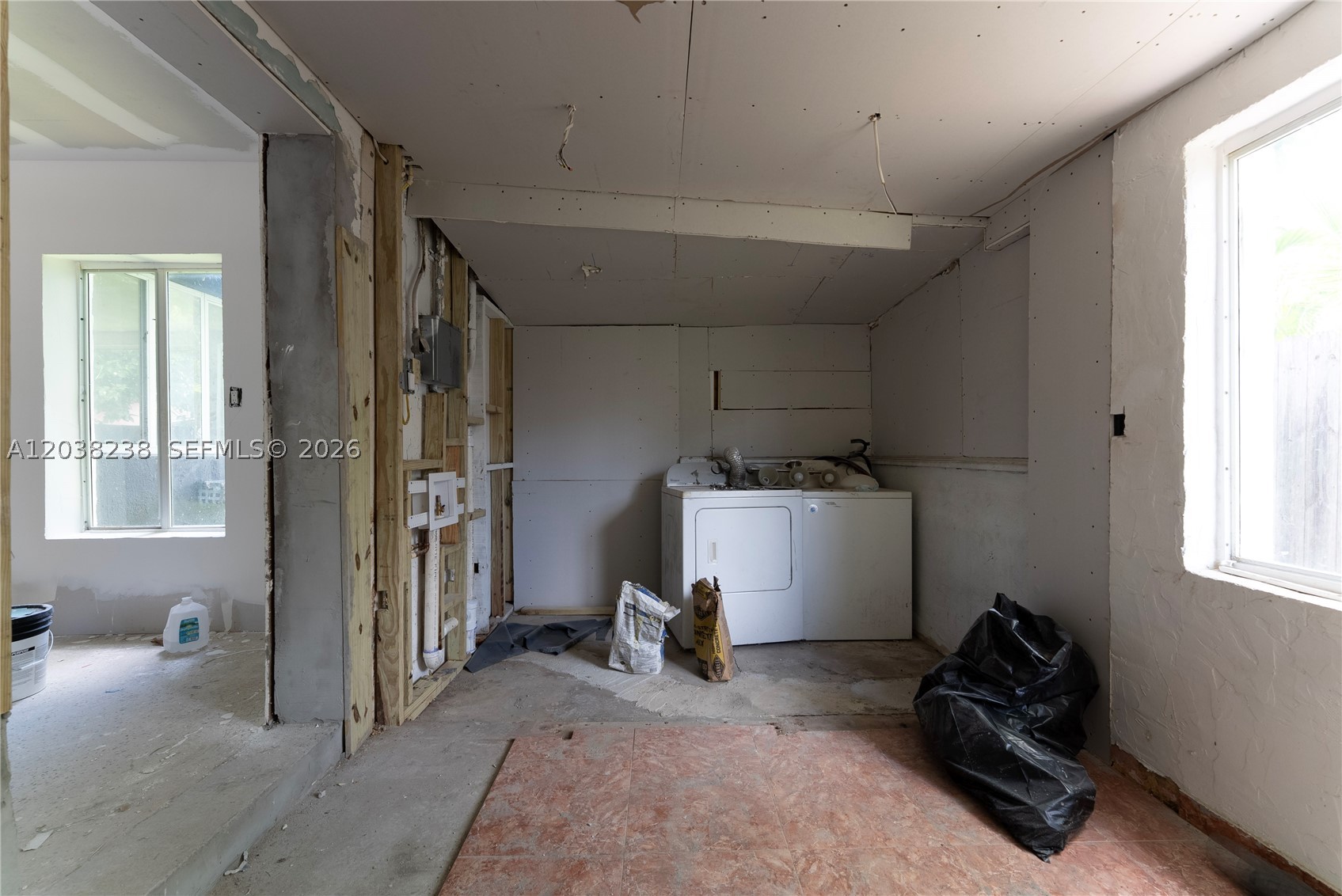 WEST MIAMI SHORES SEC D - Residential