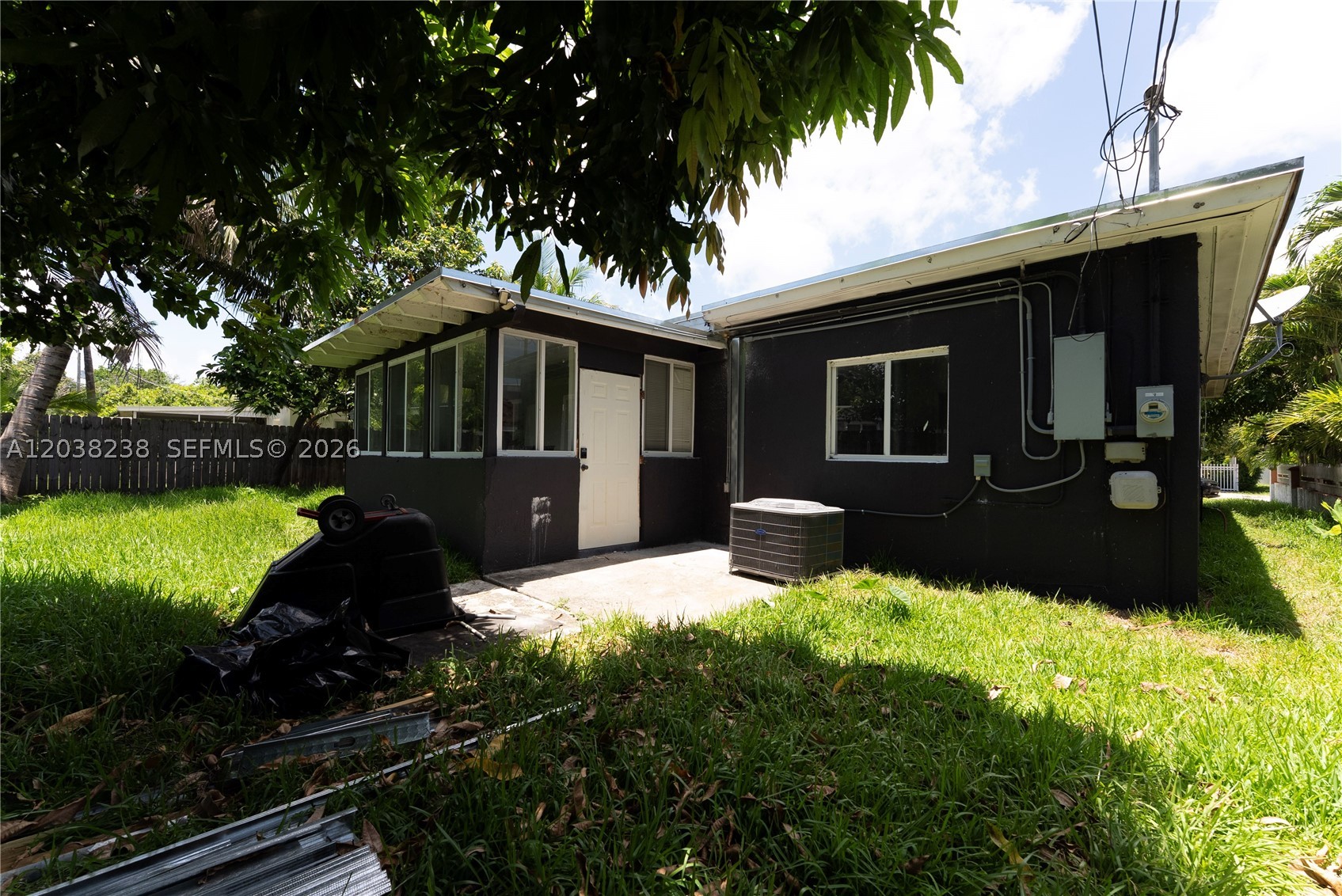 WEST MIAMI SHORES SEC D - Residential