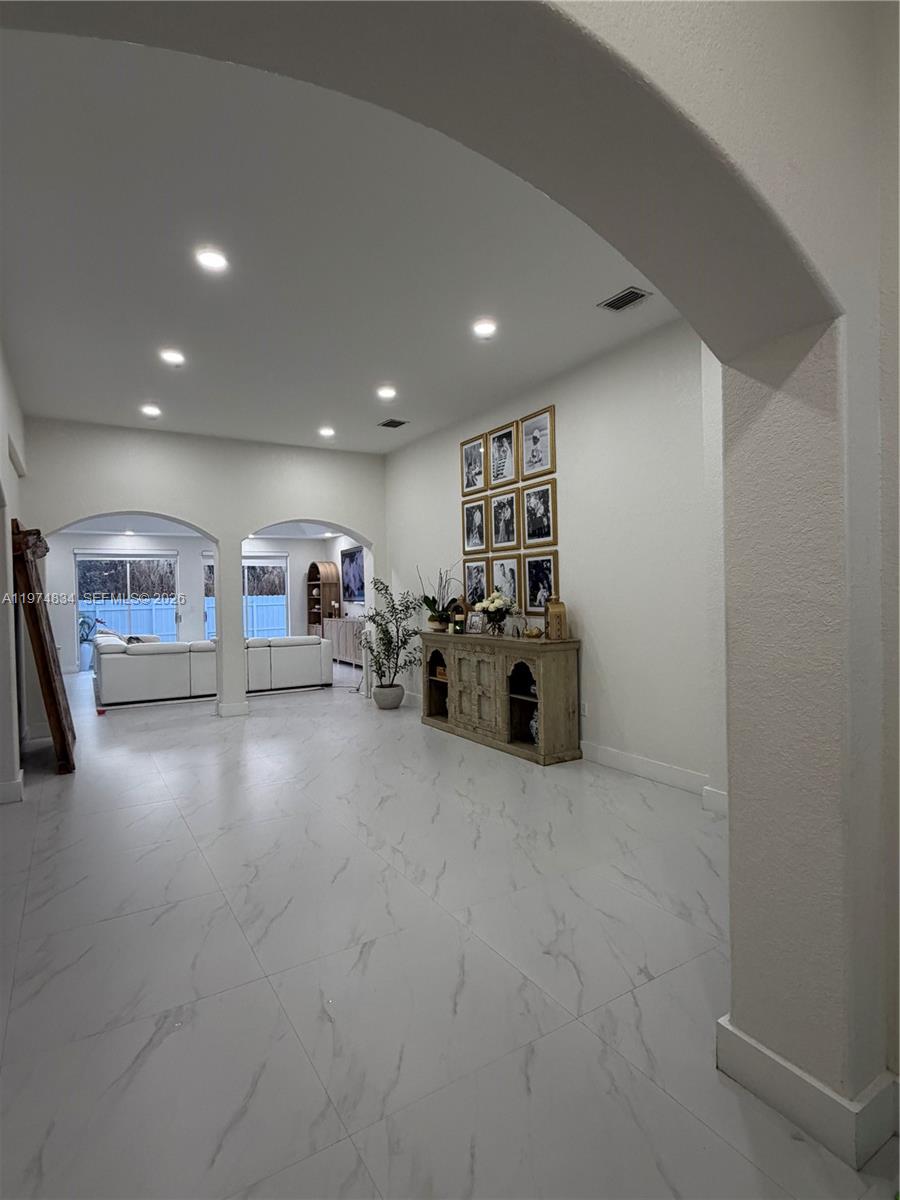 PONCE ESTATES SEC 2 - Residential