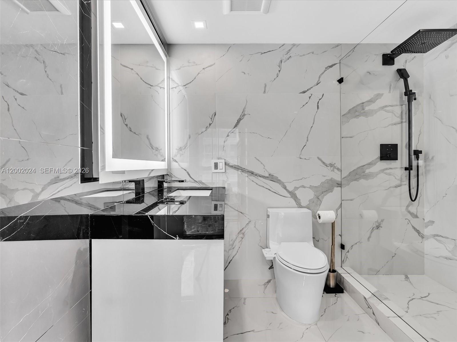 ICON BRICKELL CONDO NO 1 - Residential