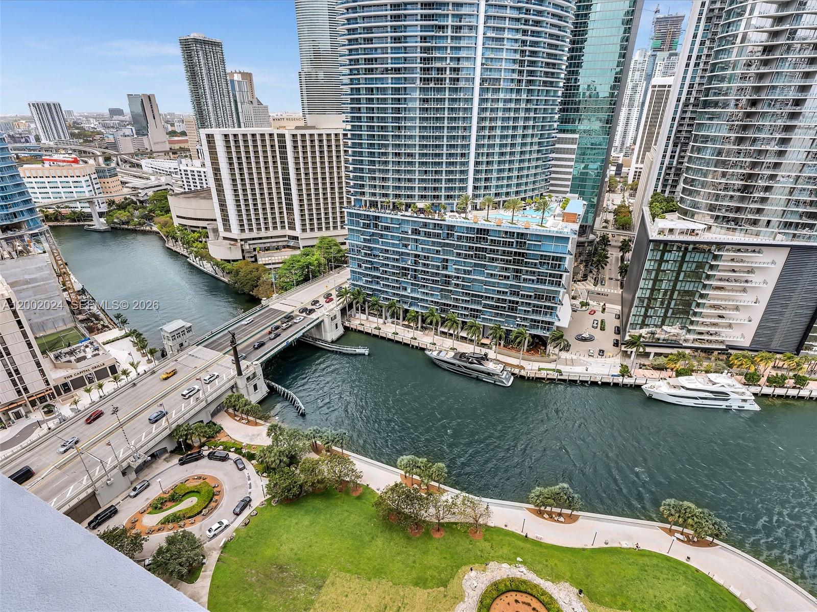 ICON BRICKELL CONDO NO 1 - Residential