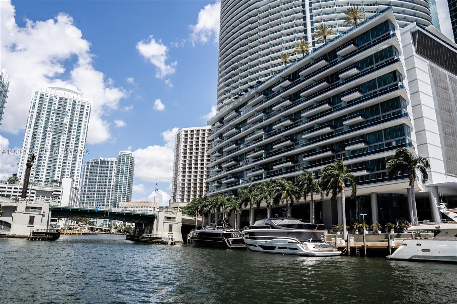 ICON BRICKELL CONDO NO 1 - Residential