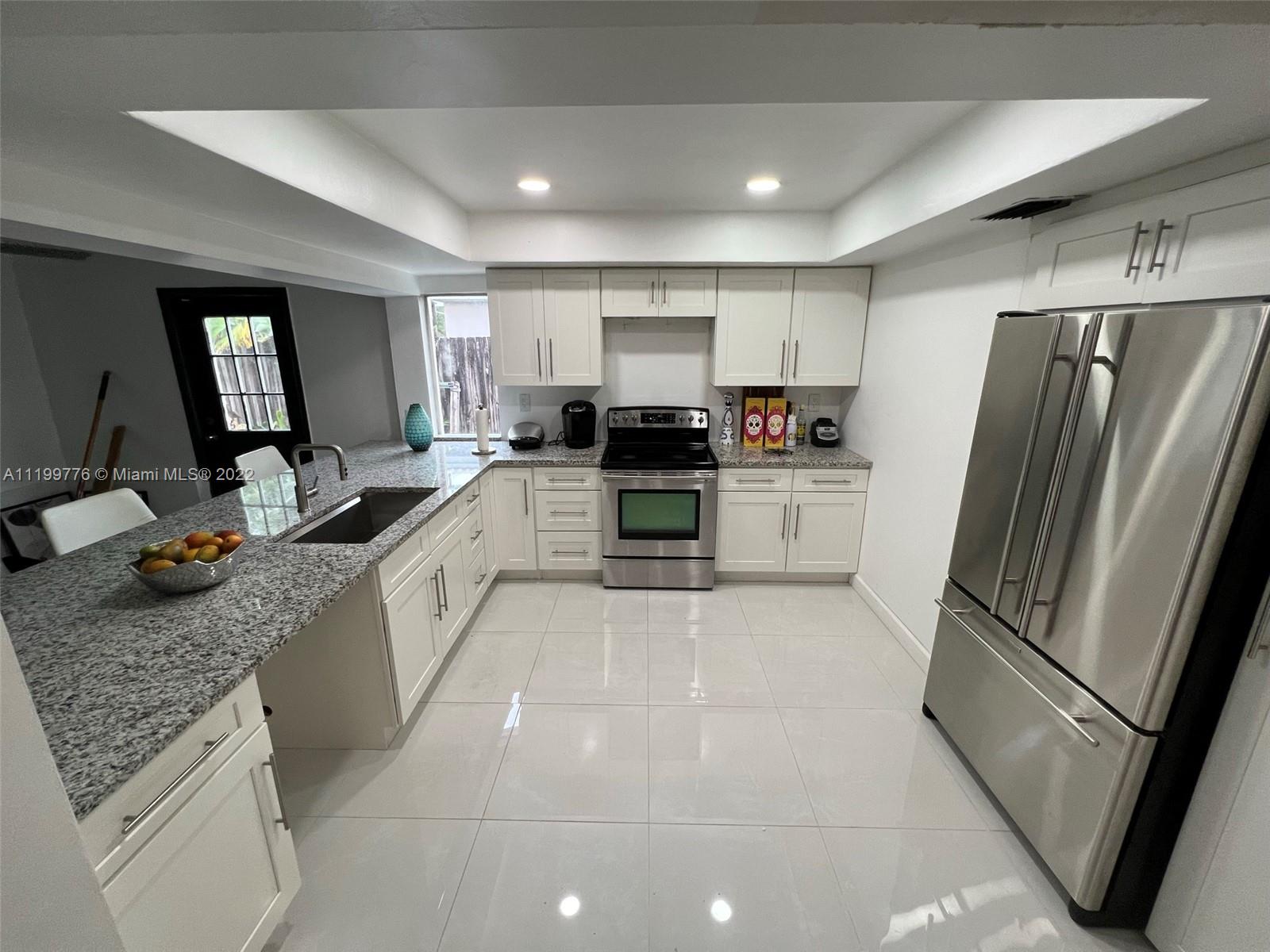 LAUDERDALE LAKES NORTHGAT - Residential