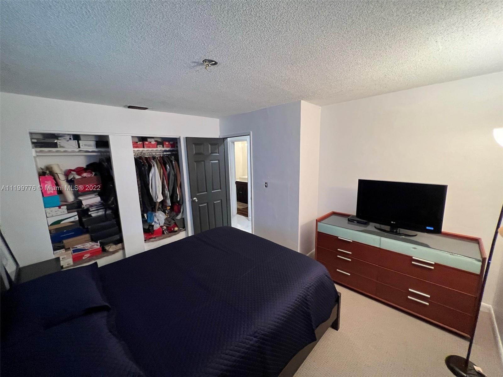 LAUDERDALE LAKES NORTHGAT - Residential