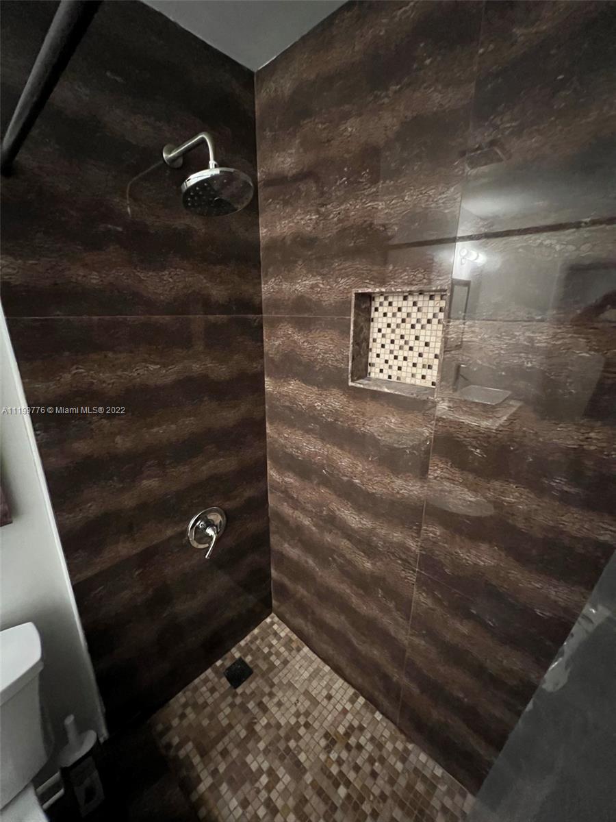 LAUDERDALE LAKES NORTHGAT - Residential