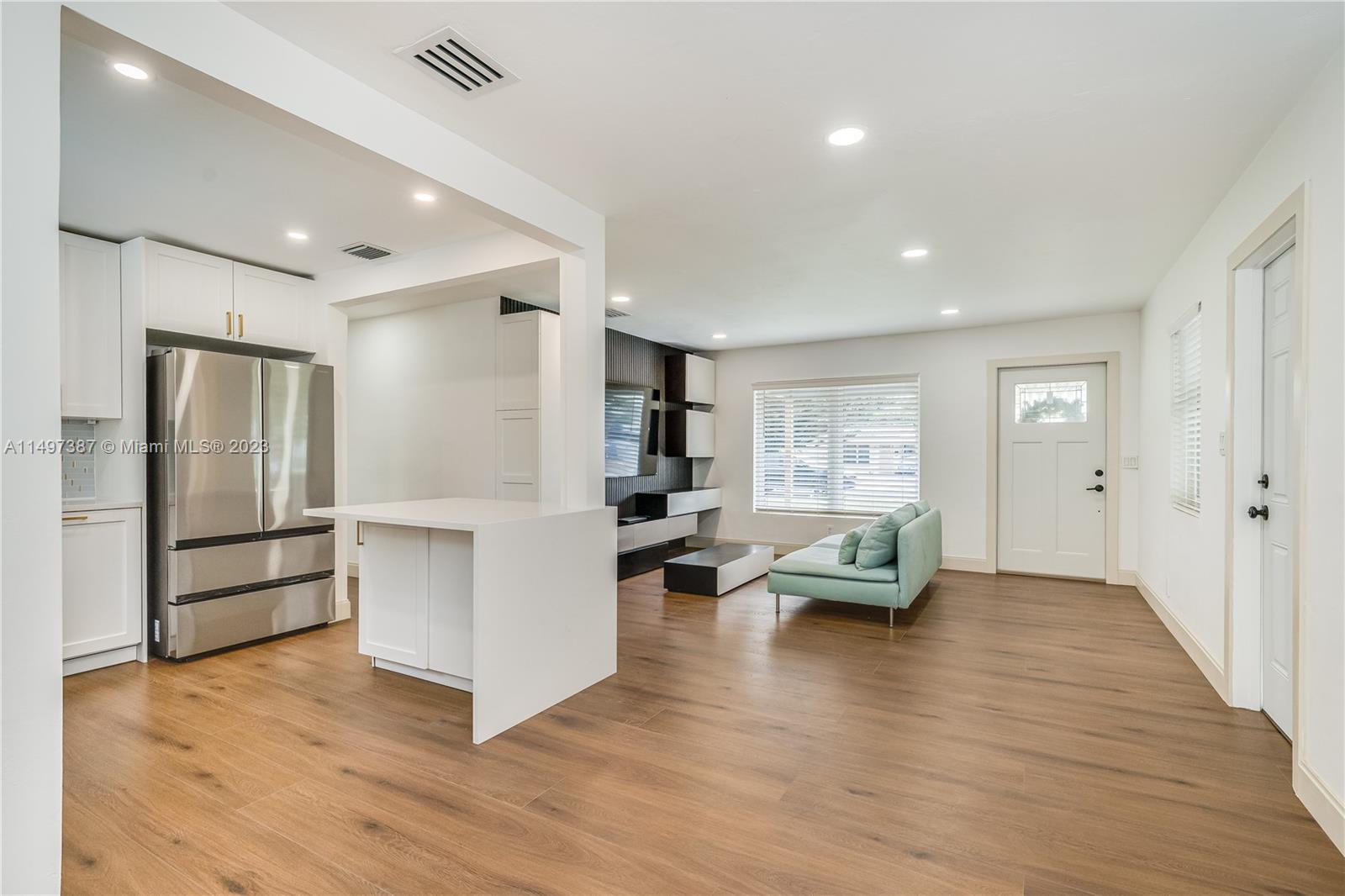 LYONS PARK - Residential