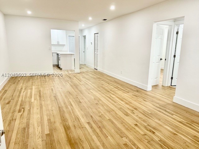 COCONUT GROVE SEC 1 - Residential Lease