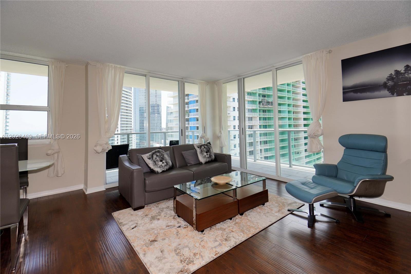 THE MARK ON BRICKELL COND - Residential Lease