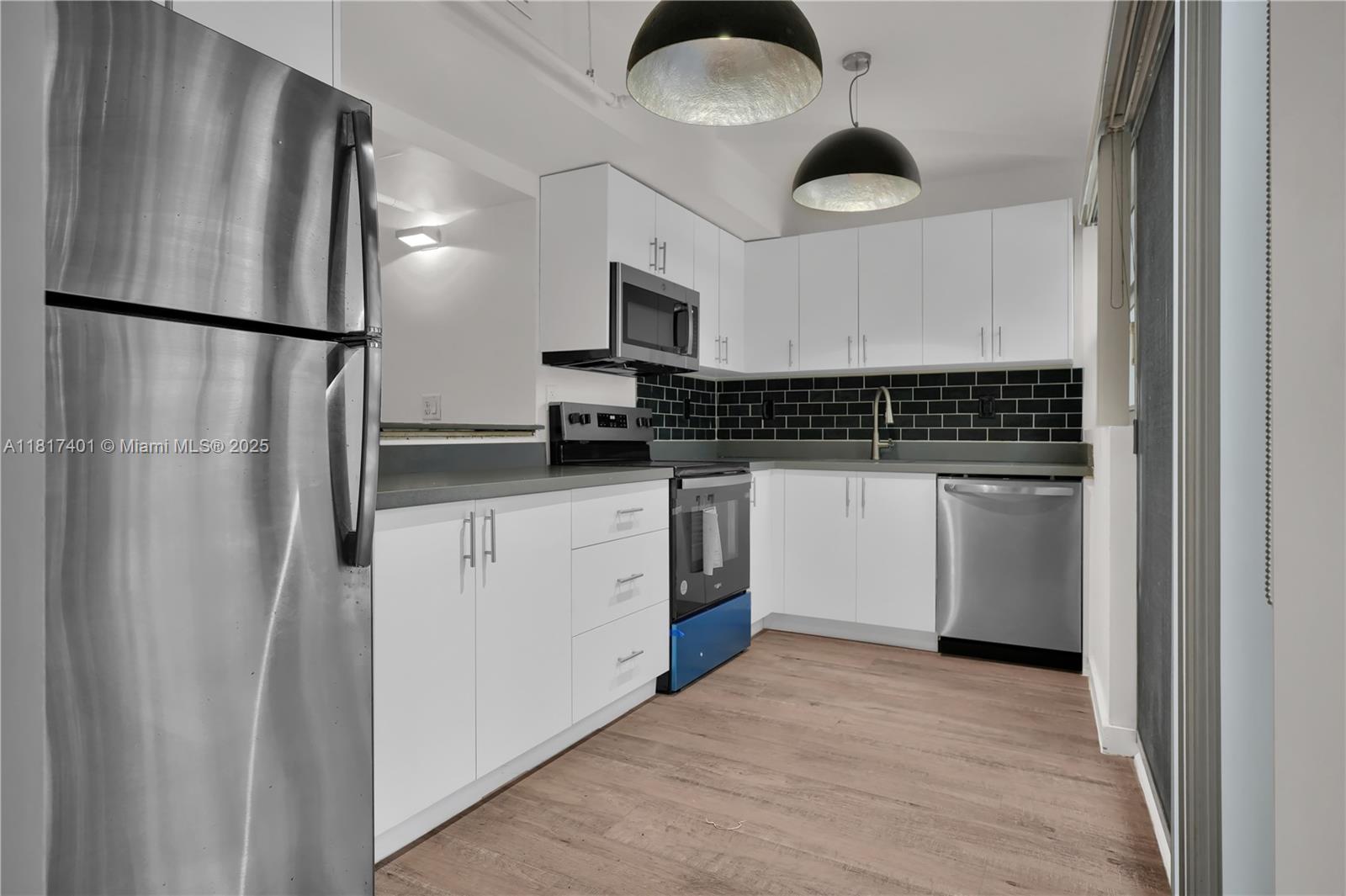 MIAMI BEACH IMPROVEMENT C - Residential Lease