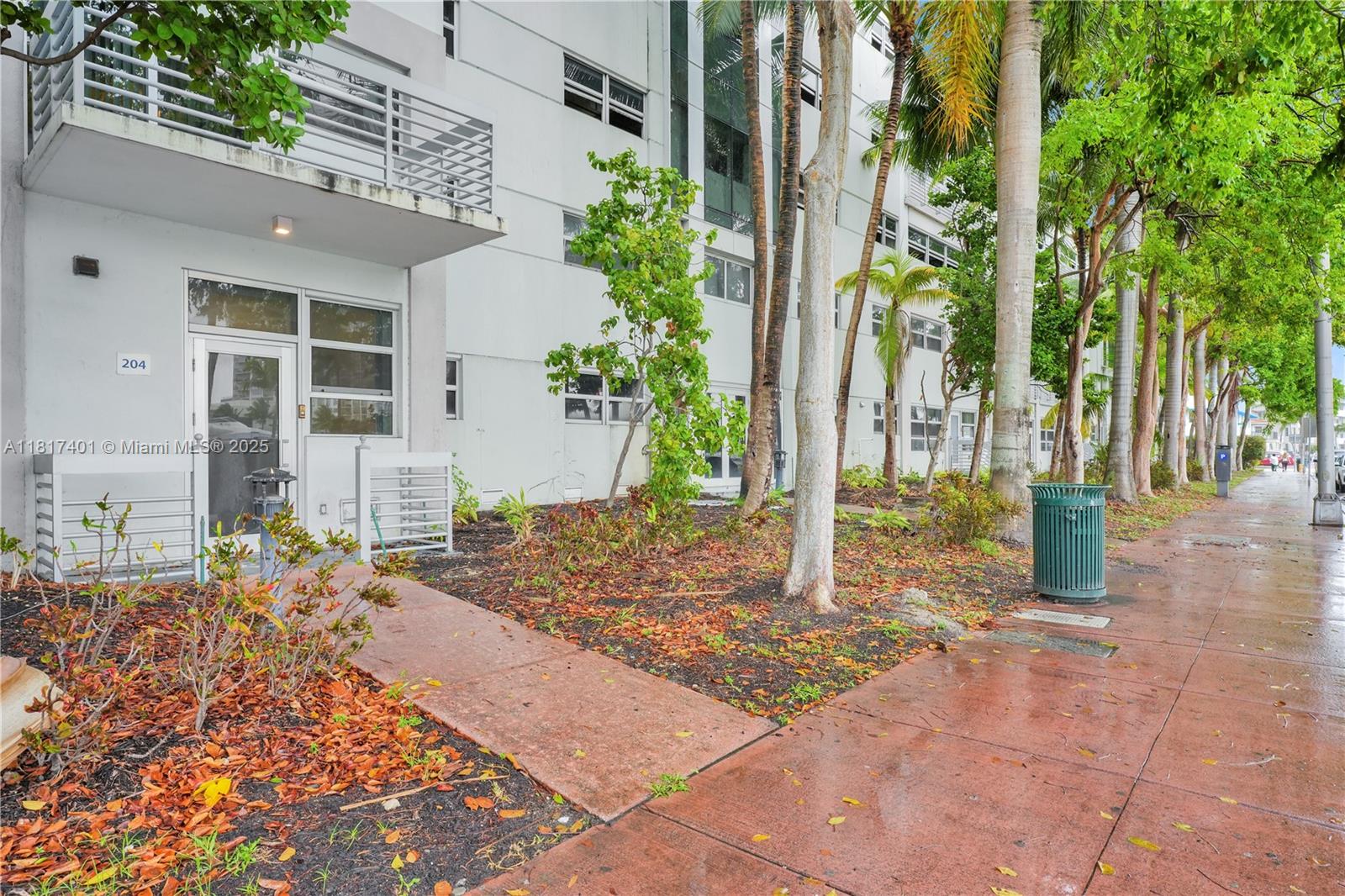 MIAMI BEACH IMPROVEMENT C - Residential Lease