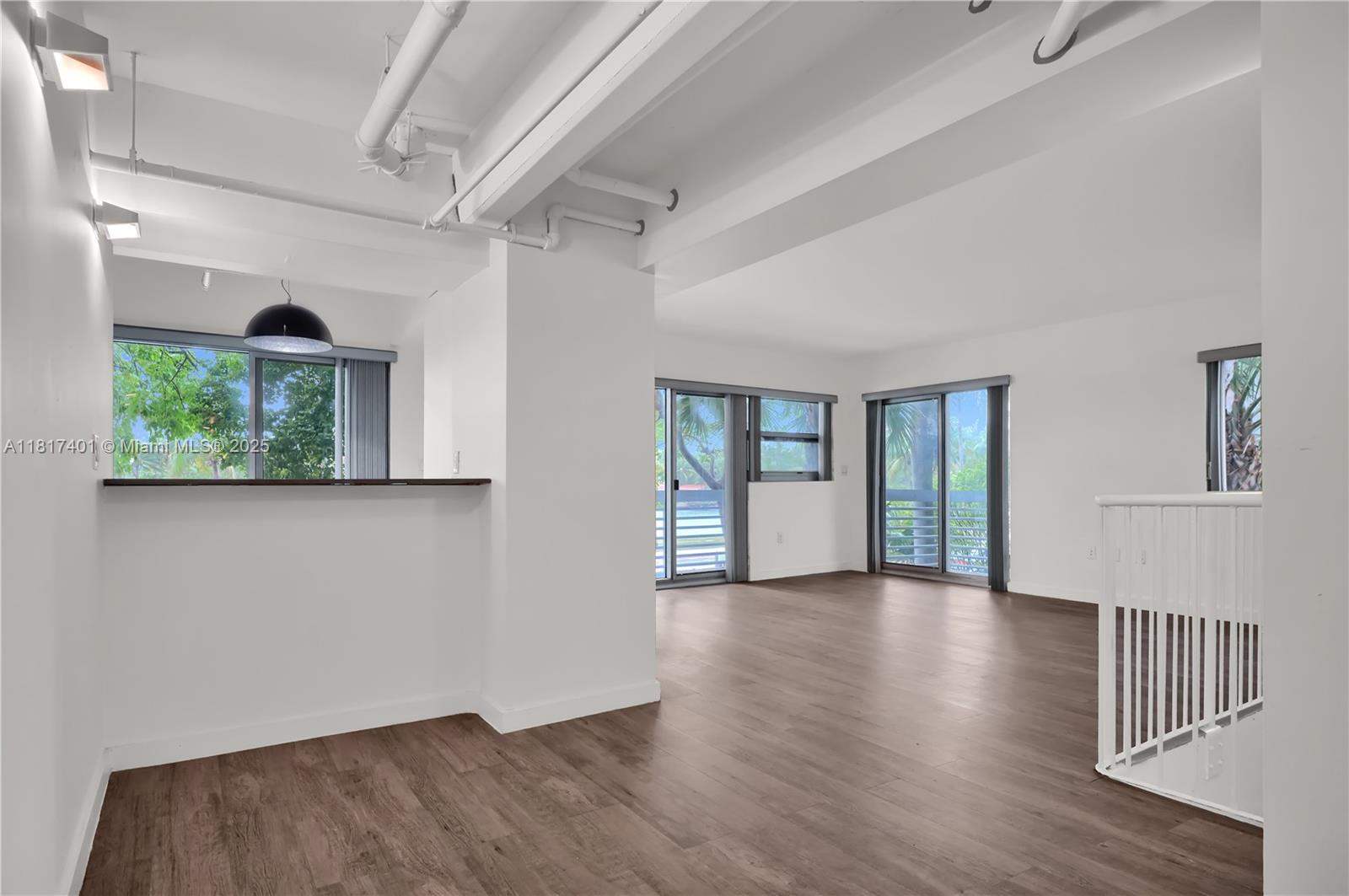 MIAMI BEACH IMPROVEMENT C - Residential Lease
