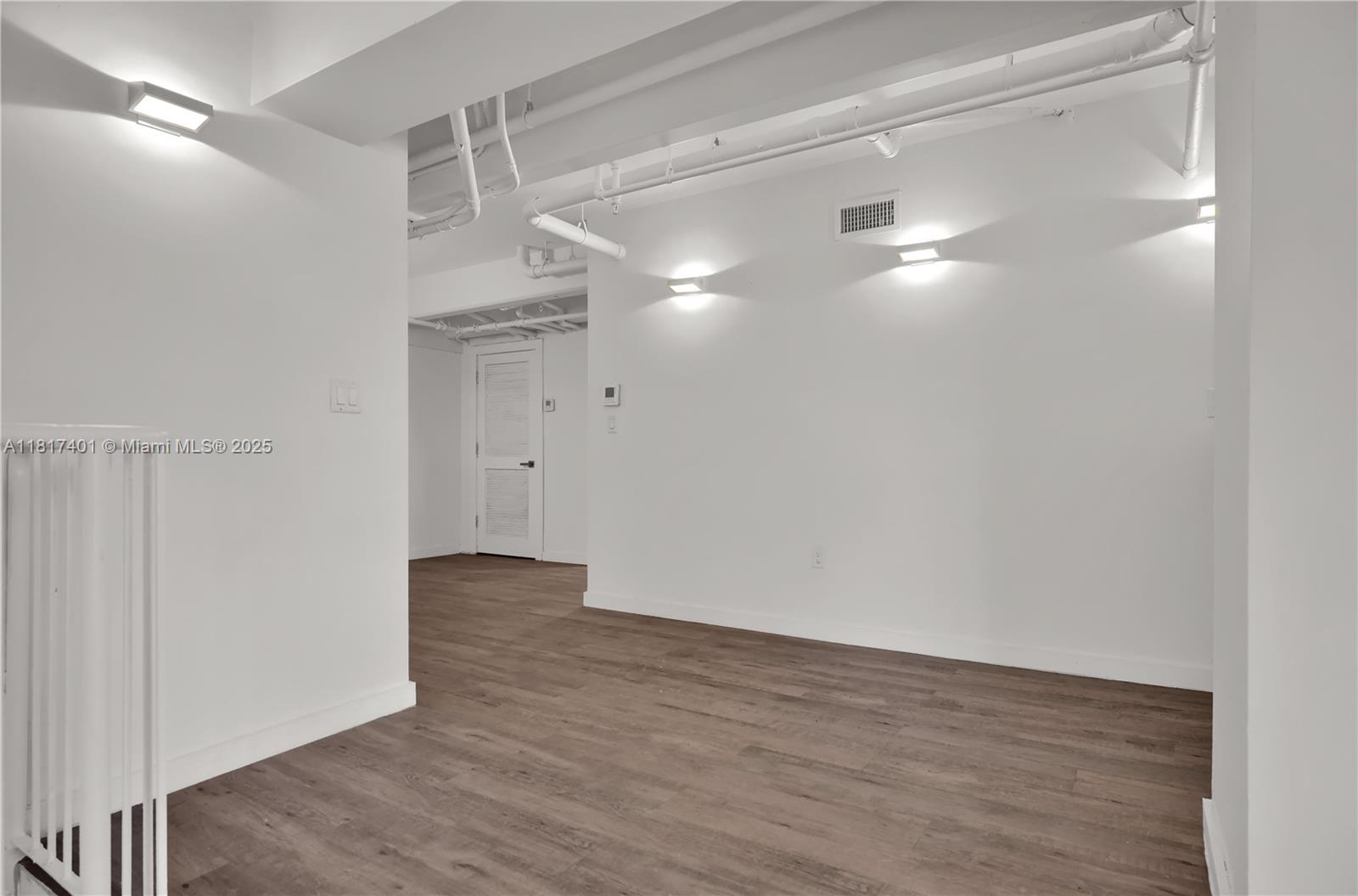 MIAMI BEACH IMPROVEMENT C - Residential Lease