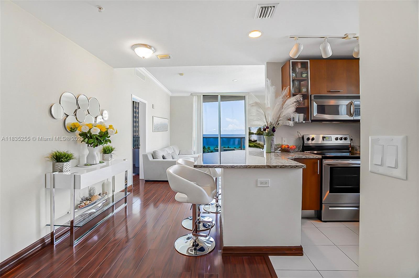 OCEAN MARINE YACHT CLUB C - Residential