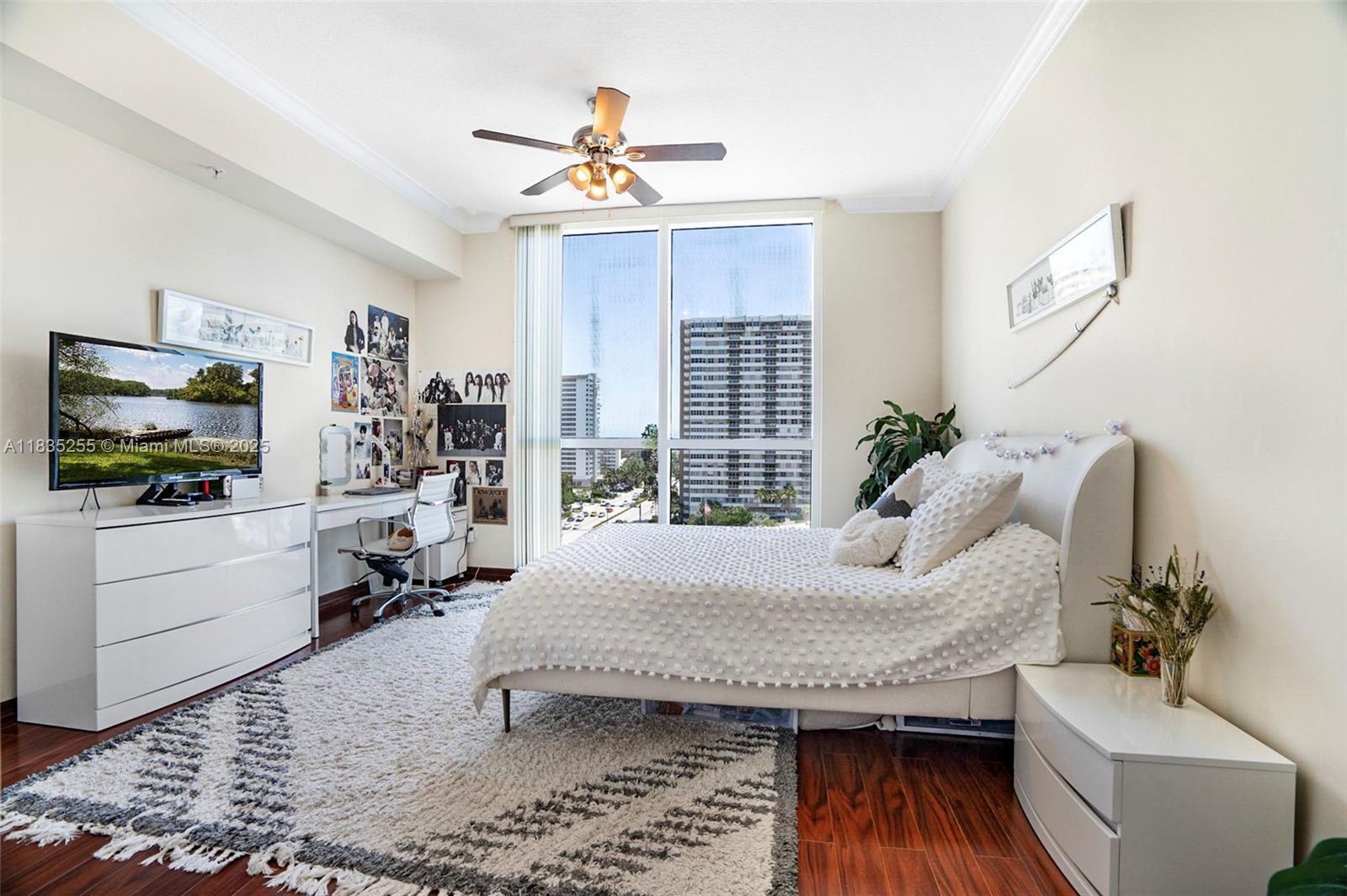 OCEAN MARINE YACHT CLUB C - Residential