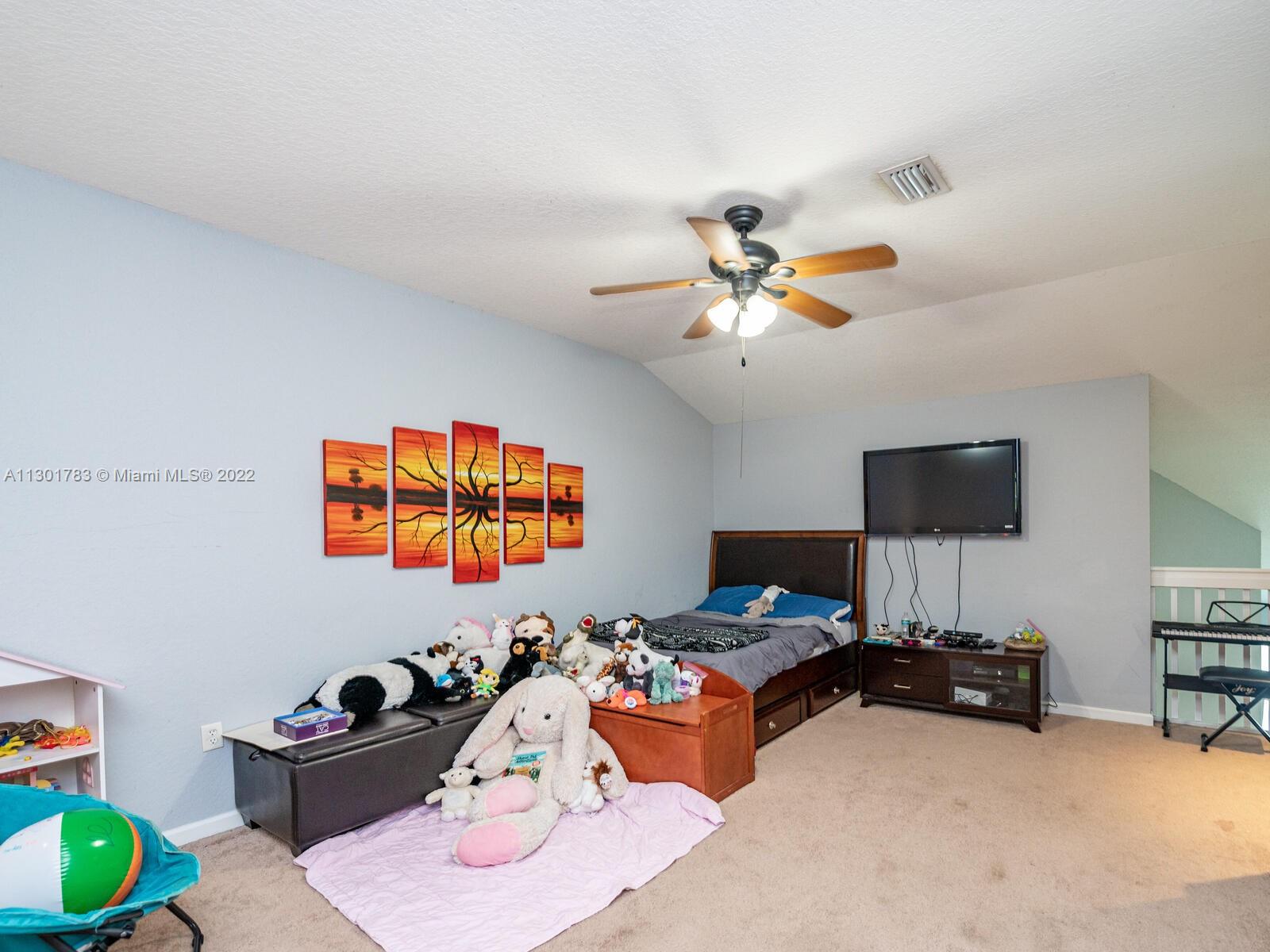 MADISON LAKES - Residential